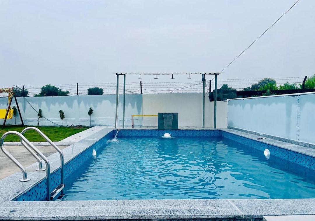 Aqua Lagoon Villa By Secret Turtle Pvt Pool Private Lawn Secundurabad Exterior foto
